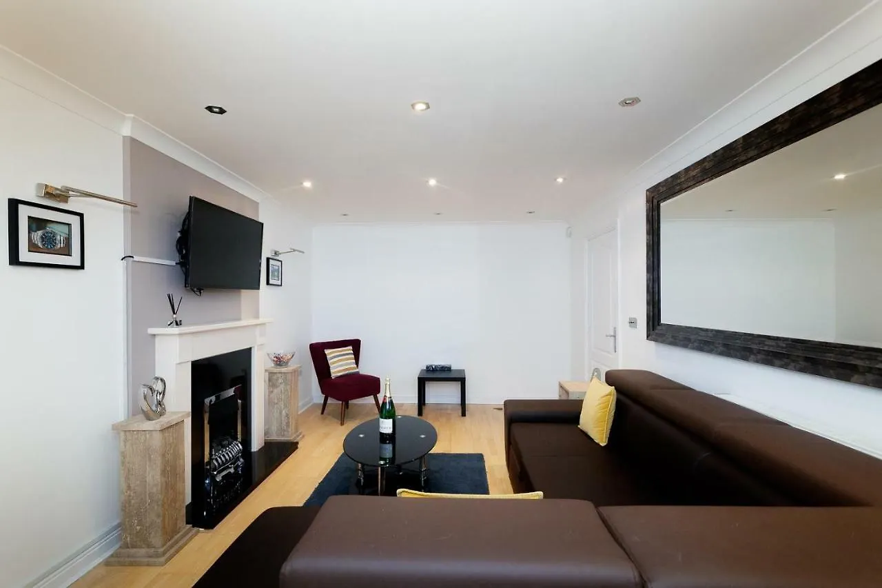 Valentino House Apartman Leeds